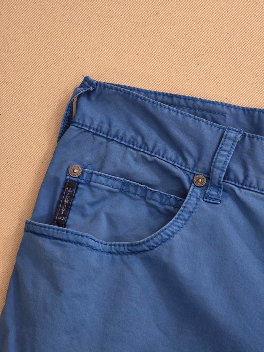 Spodnie męskie Armani Jeans niebieskie chinosy J45 Regular Fit roz. W36 – detal 1 | vntg.studio™