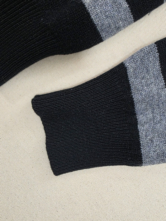 Sweter męski Lyle & Scott wełniany w paski szarno-czarny roz. L – detal 3 | vntg.studio™