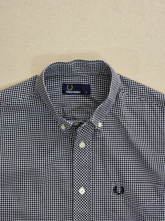 Fred Perry Koszula w Kratę Gingham Retro | Czarno-Biała | Rozm. S – widok tyłu | vntg.studio™