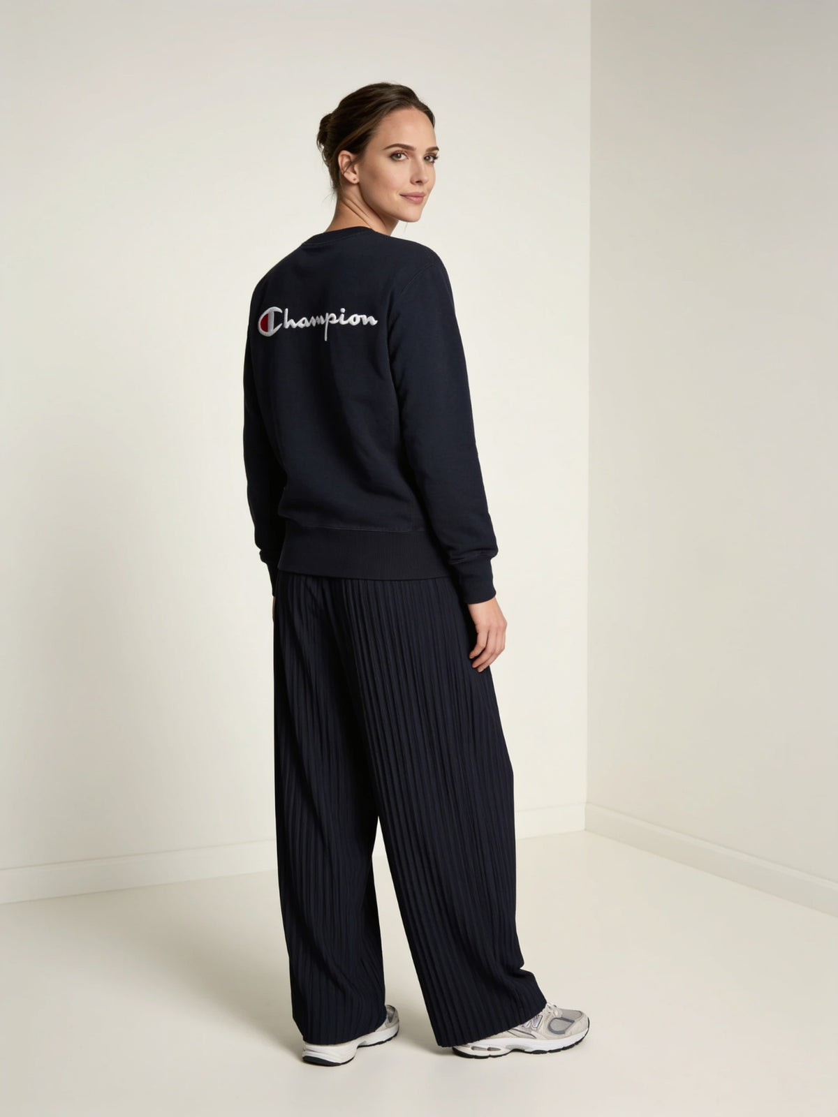 Bluza damska Champion Reverse Weave granatowa z logo roz. XL
