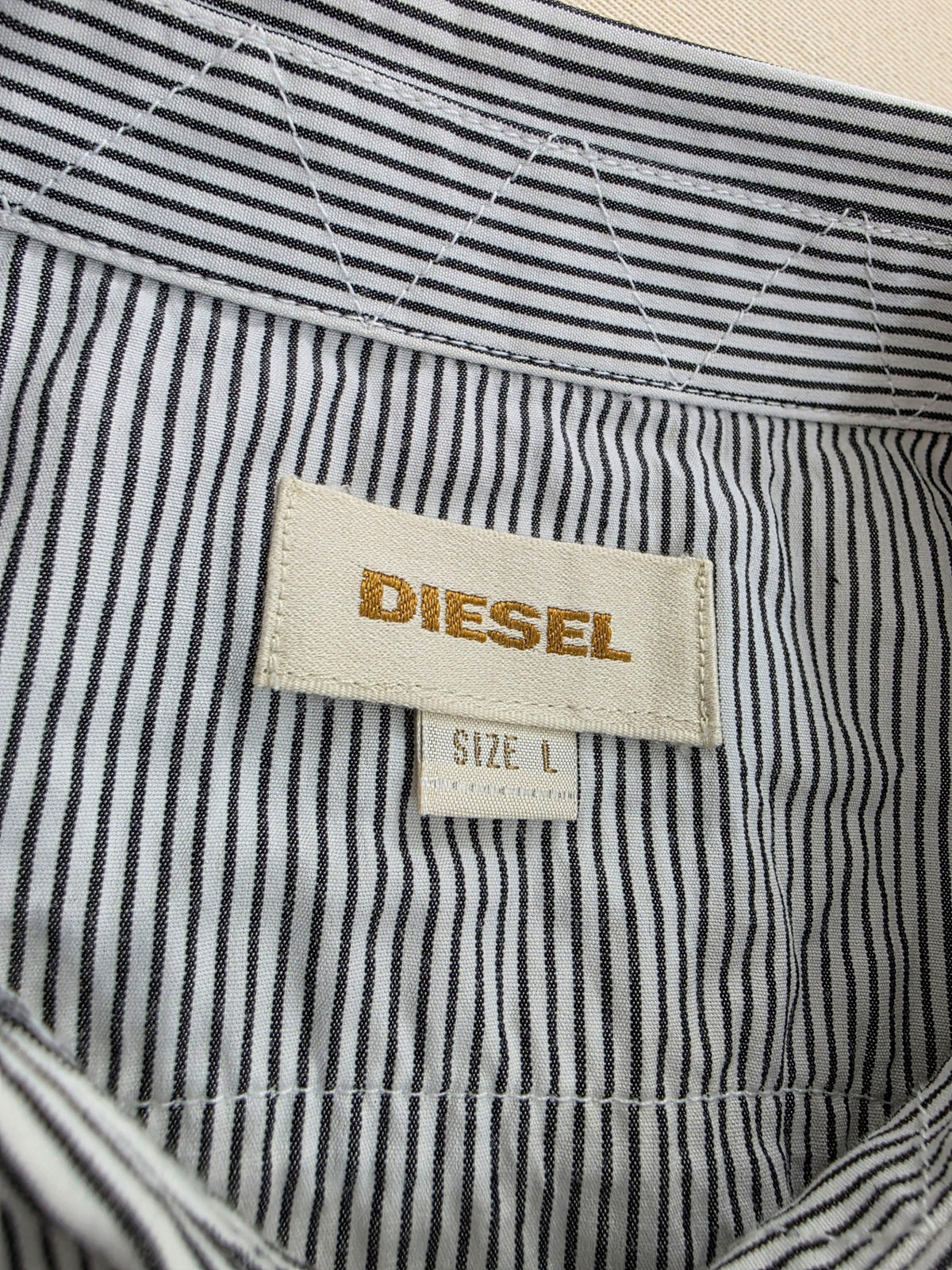 Koszula męska Diesel w paski czarno-biała z kieszeniami roz. L