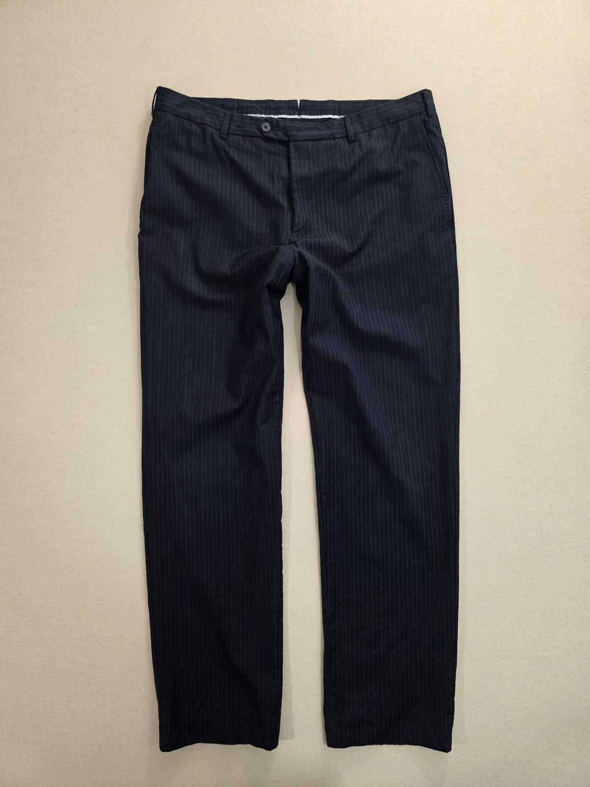 Spodnie garniturowe Cerruti 1881 wełniane w prążki (pinstripe) granatowe vintage 52 / L