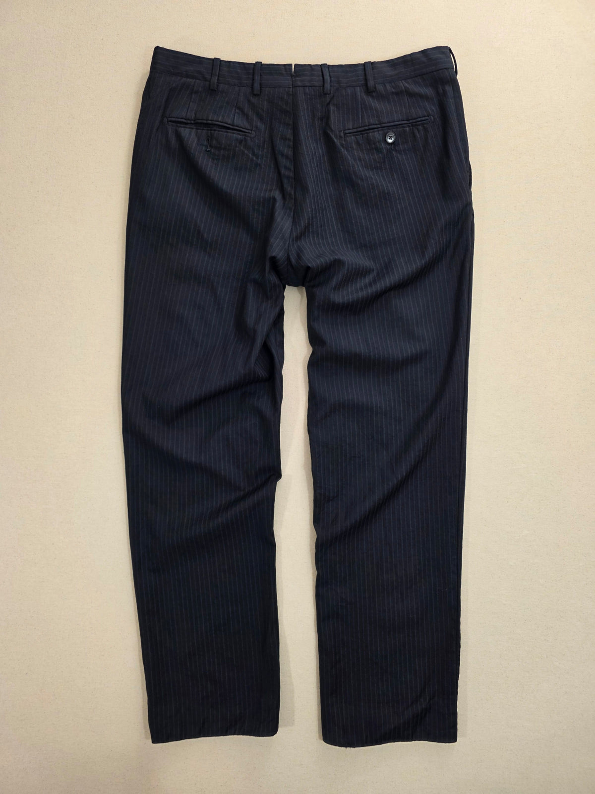 Spodnie garniturowe Cerruti 1881 wełniane w prążki (pinstripe) granatowe vintage 52 / L