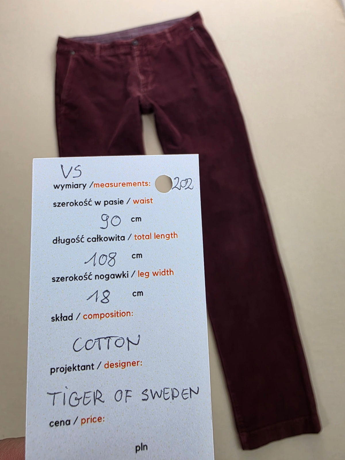 Spodnie sztruksowe męskie Tiger of Sweden bordowe zwężane rozmiar L (52)