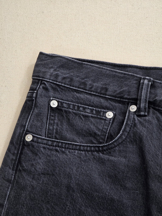 Spodnie jeansowe Arket Coast czarne wycierane roz. 32/32 – detal 3 | vntg.studio™