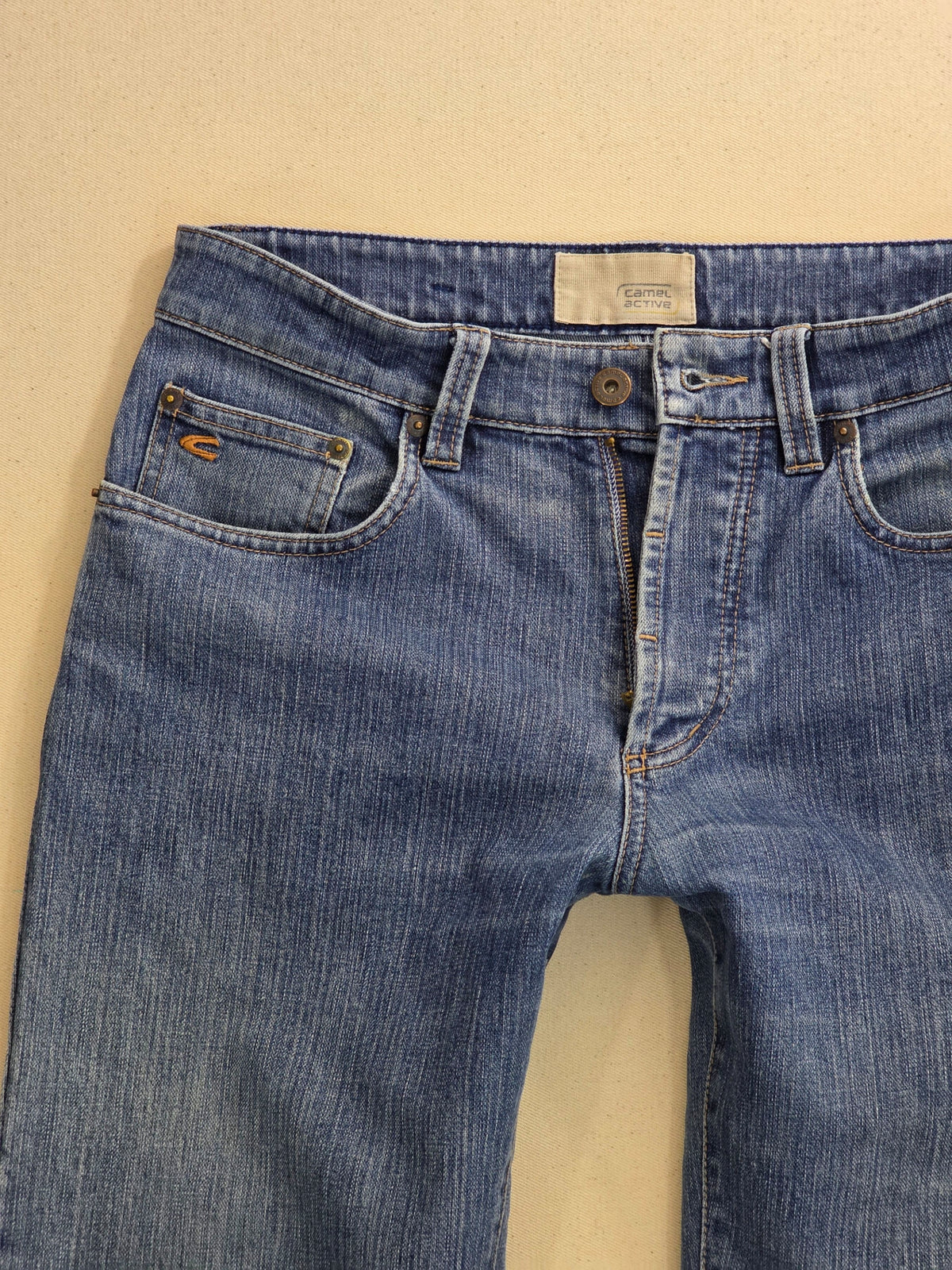 Spodnie jeansowe Camel Active vintage light bootcut roz. 31/34
