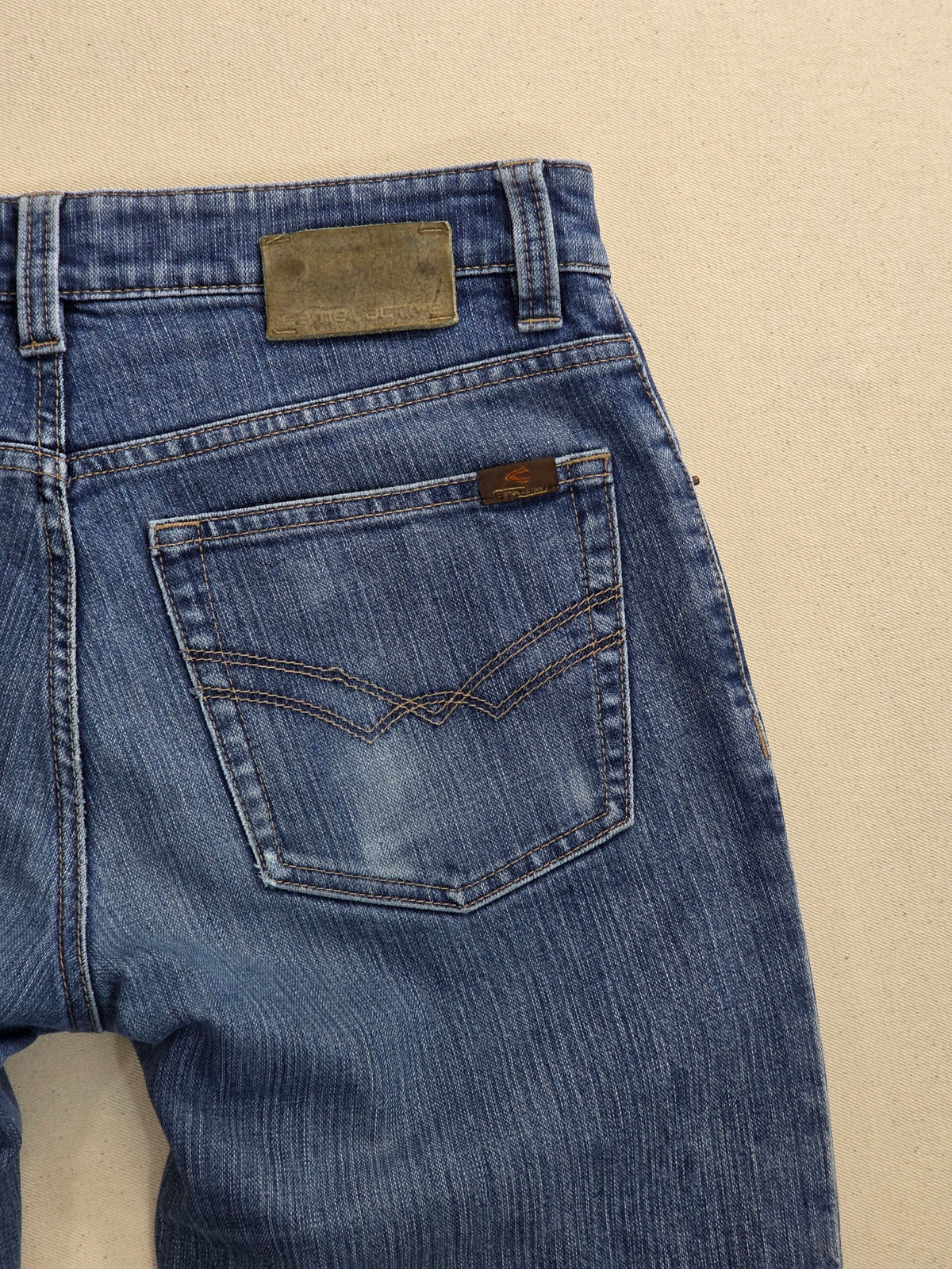 Spodnie jeansowe Camel Active vintage light bootcut roz. 31/34