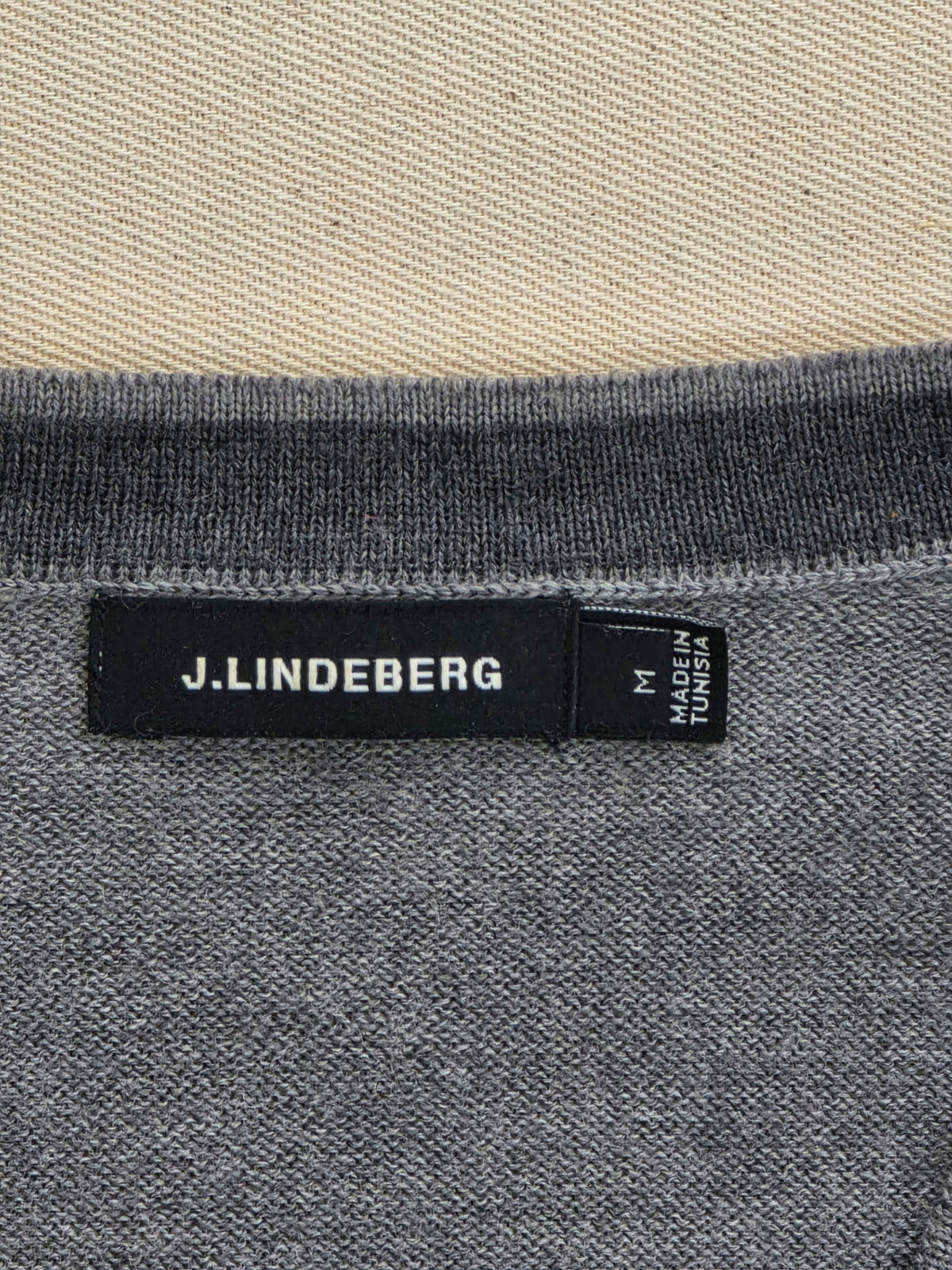 Sweter męski J.Lindeberg Lymann True Merino Knit szary dekolt V-neck roz. M
