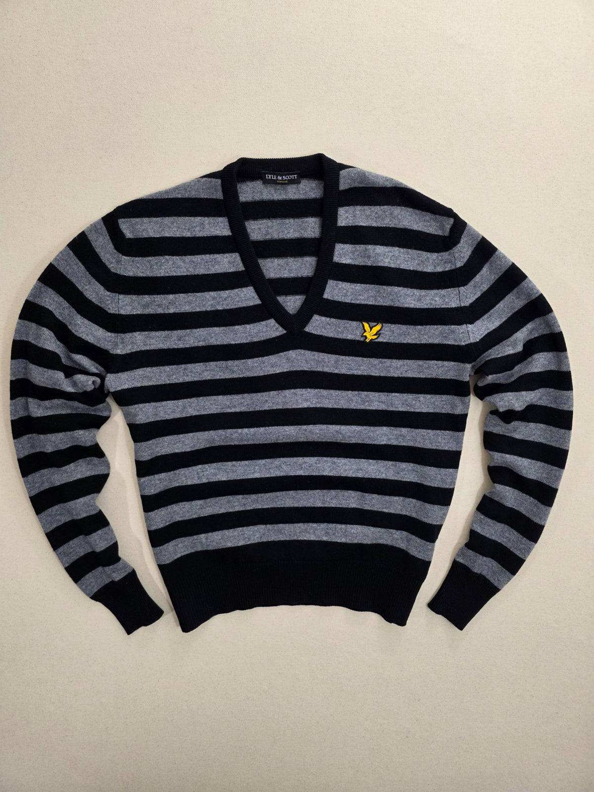 Sweter męski Lyle & Scott wełniany w paski szarno-czarny roz. L