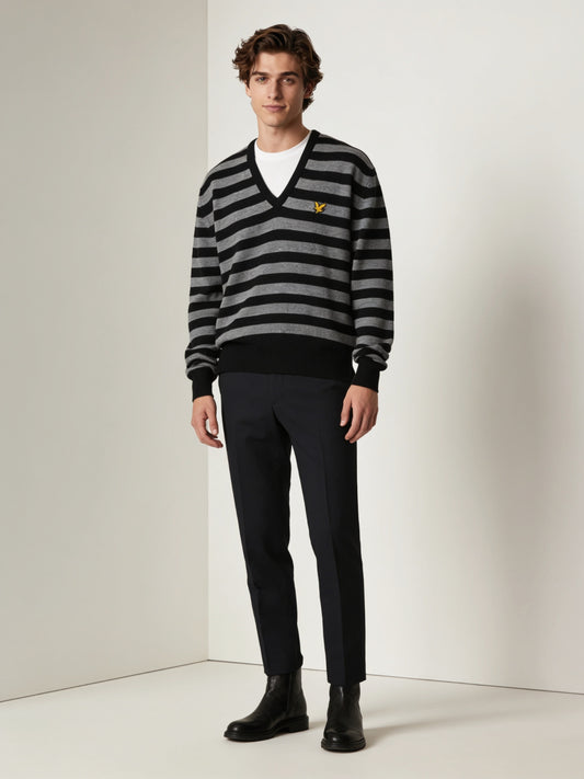 Sweter męski Lyle & Scott wełniany w paski szarno-czarny roz. L – widok frontu | vntg.studio™