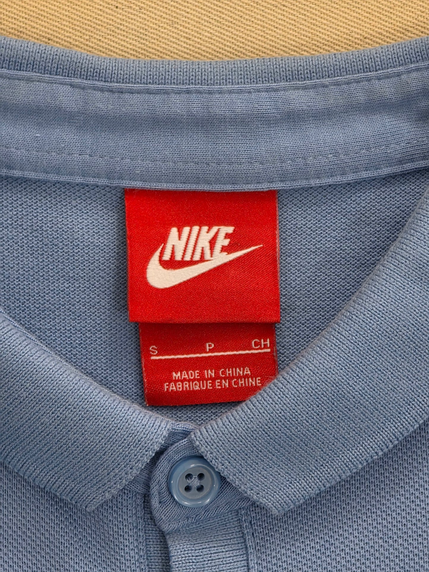 Nike Manchester City FC niebieska koszulka polo haft monogram retro rozm. S