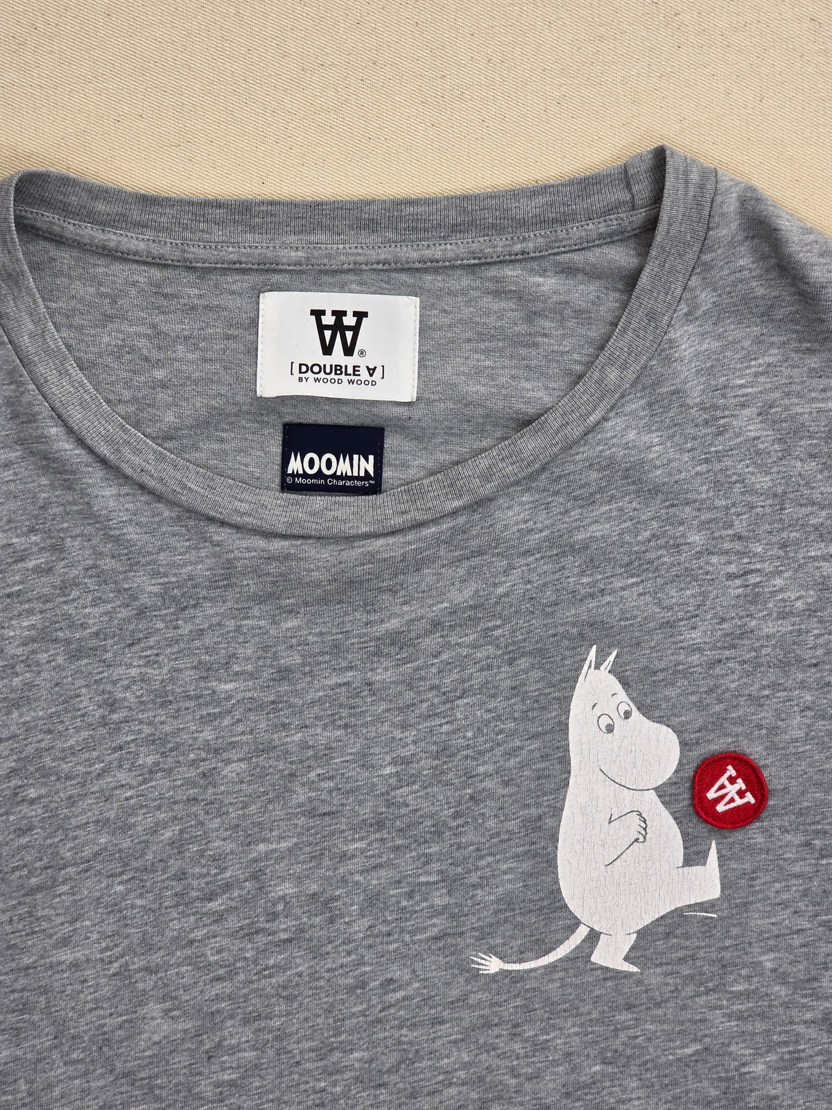 Wood Wood x Moomin koszulka t-shirt szara z nadrukiem Muminka rozmiar M