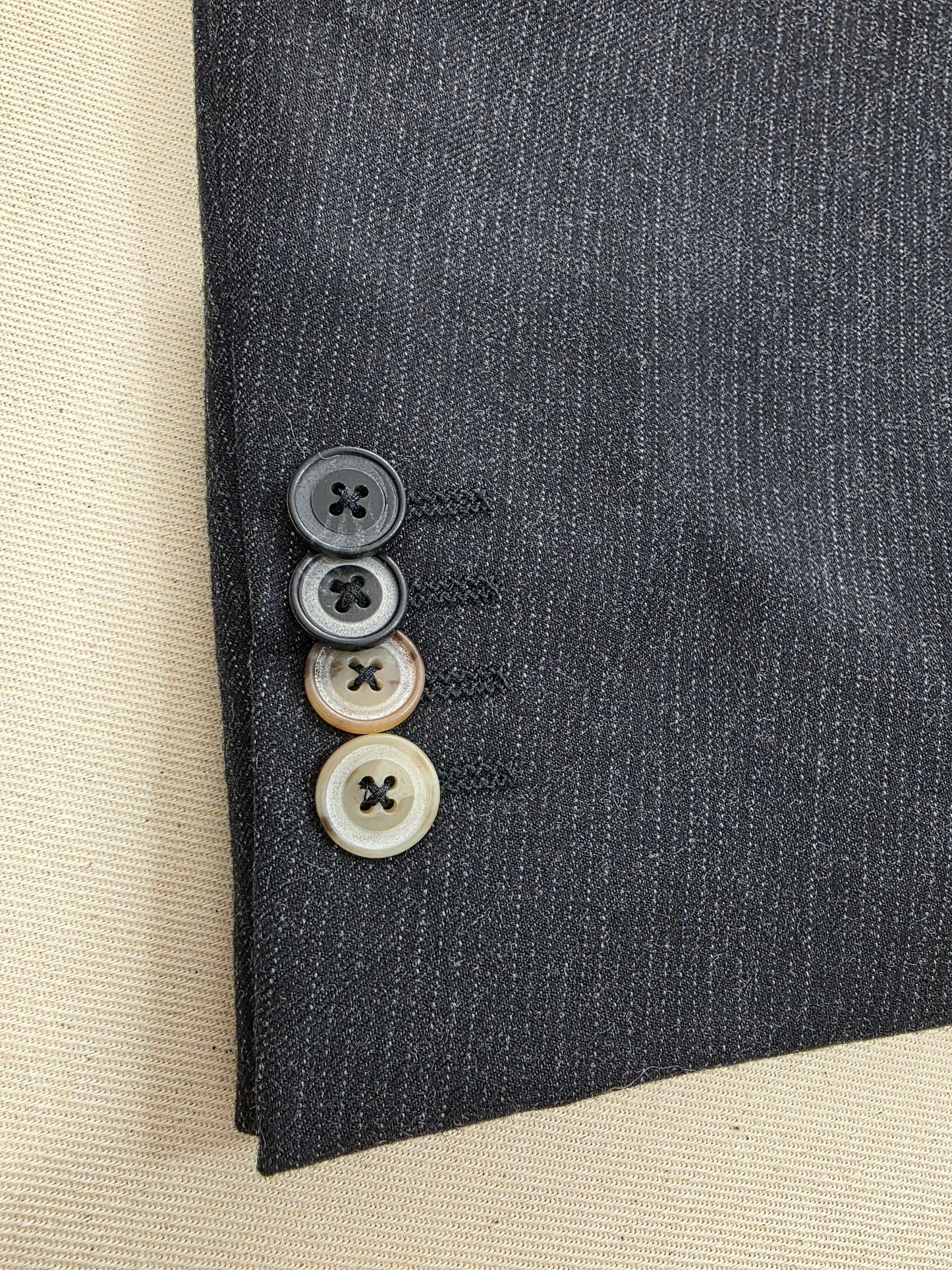Van Gils ciemnoszara wełniana marynarka w delikatny prążek Tailored Fit rozm. 54